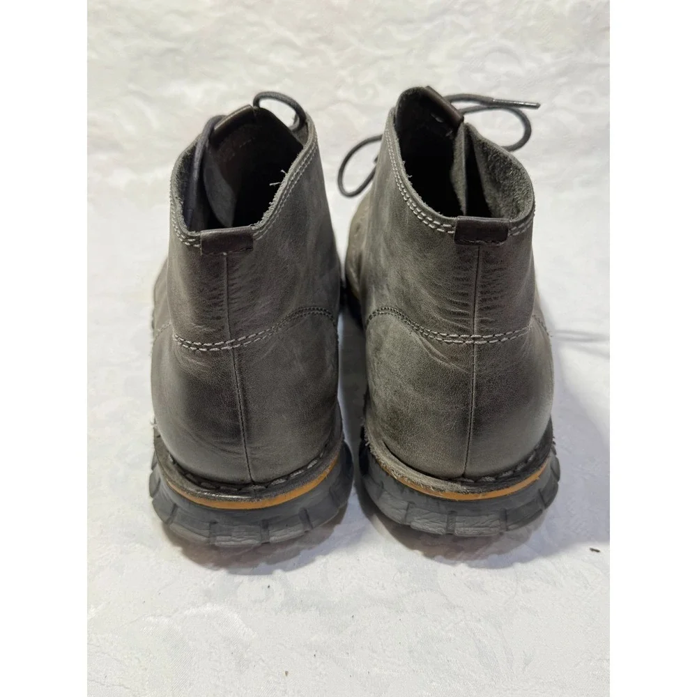 Cole‎ Haan Zerogrand Chukka Boots Men's 11 Gray Nubuck Casual
